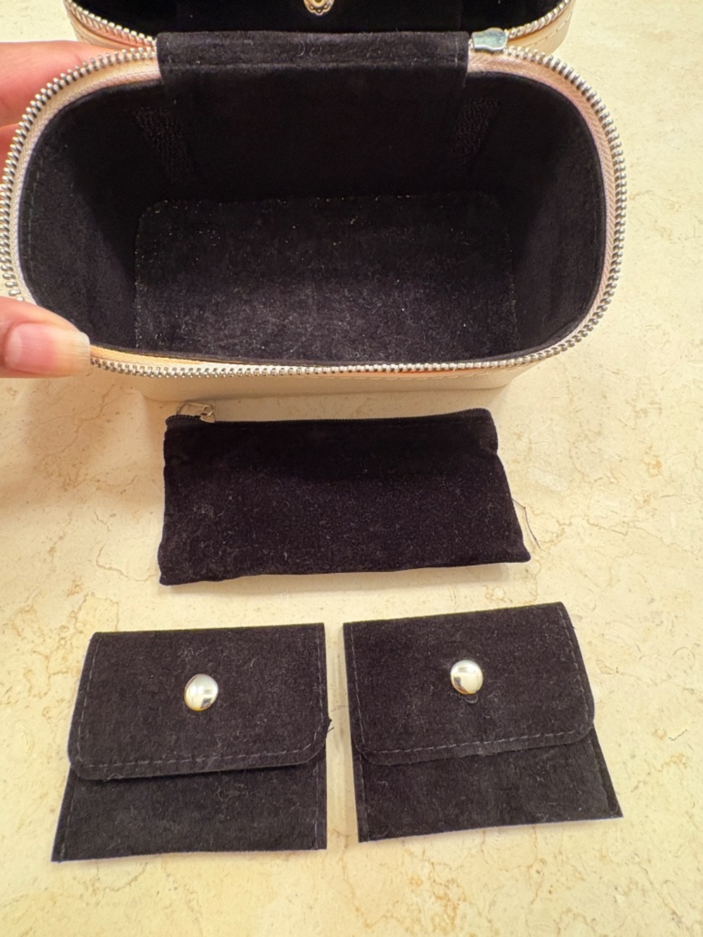 PANDORA "Unforgettable Moments" Travel Jewelry Case Organizer - Picture 7 of 11
